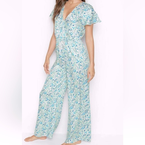 NEW Victoria’s Secret floral silky satiny tie waist romper jumpsuit cover up - Picture 1 of 12